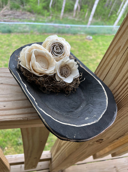 SMALL BLACK FARMHOUSE DOUGH BOWL WITH SPANISH MOSS & WOODEN FLOWERS