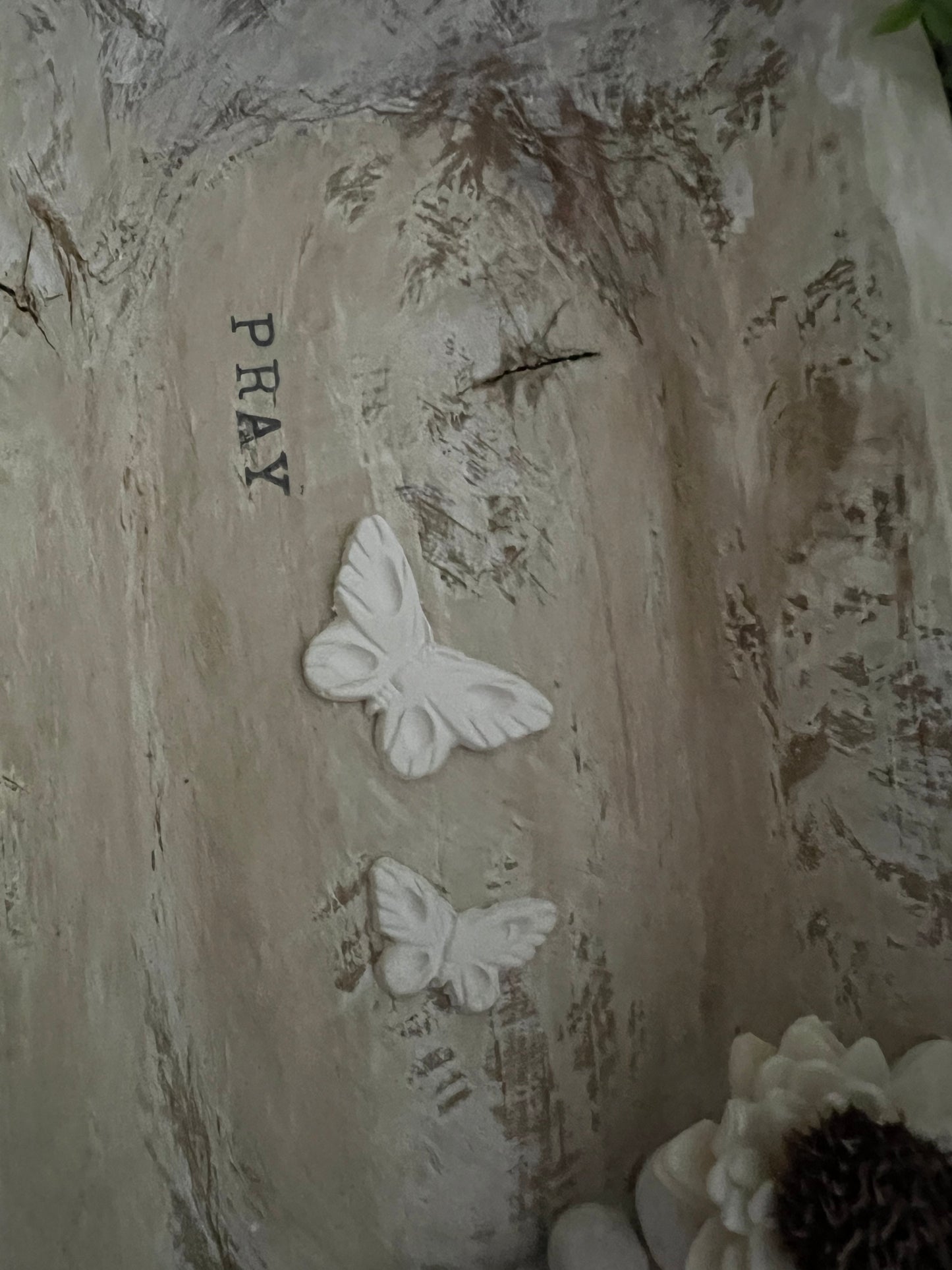 WHITE DISTRESSED WOODEN PRAYER BOWL WITH DISTRESSED BEADED TASSEL